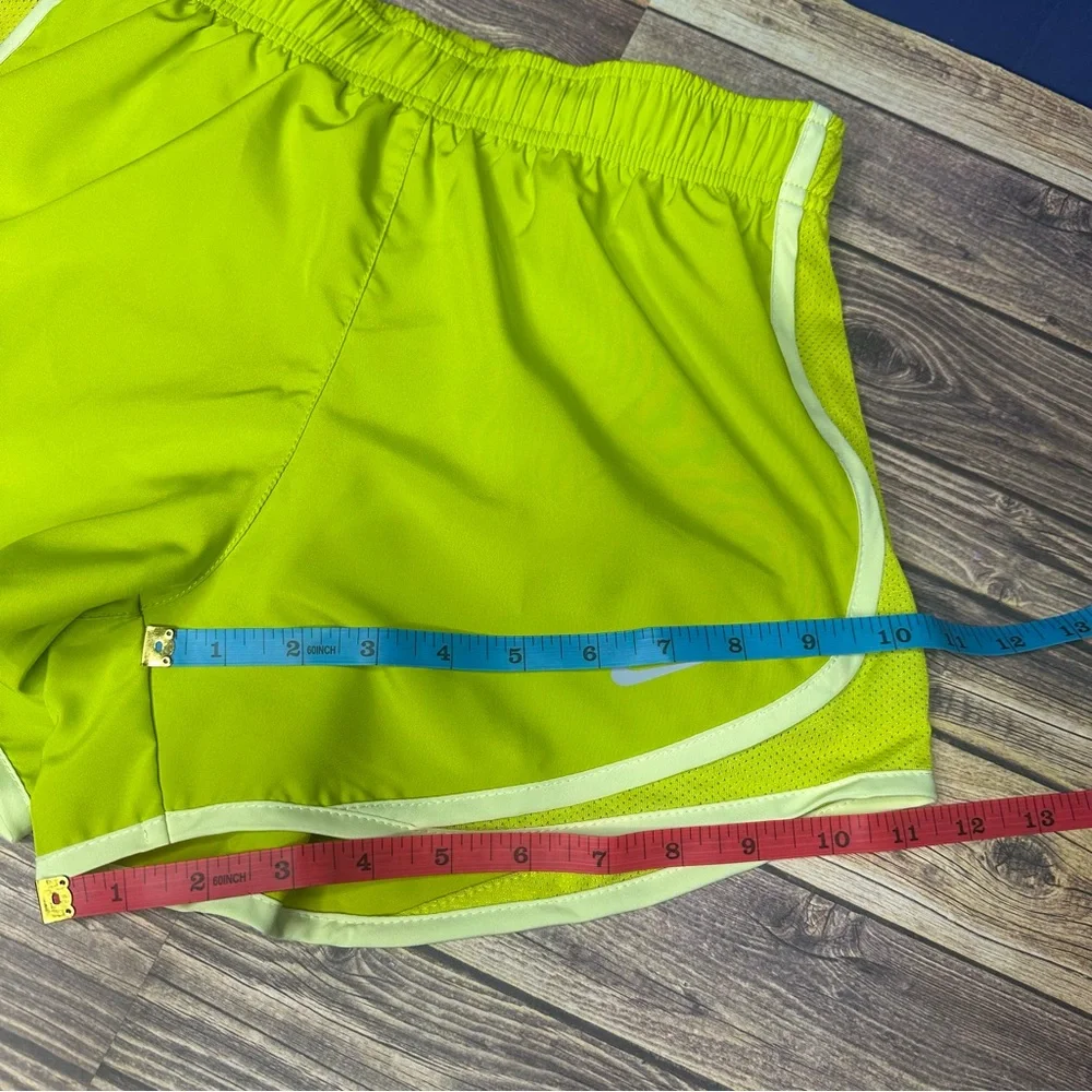 Nike Women's Dri-FIT Tempo Mid-Rise Brief-Lined Running Shorts NWOT Size XS - Picture 11 of 15